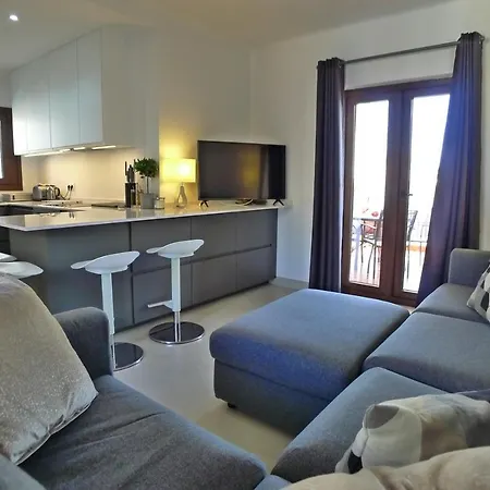 R795 - Capistrano Playa 610 Апартаменты *